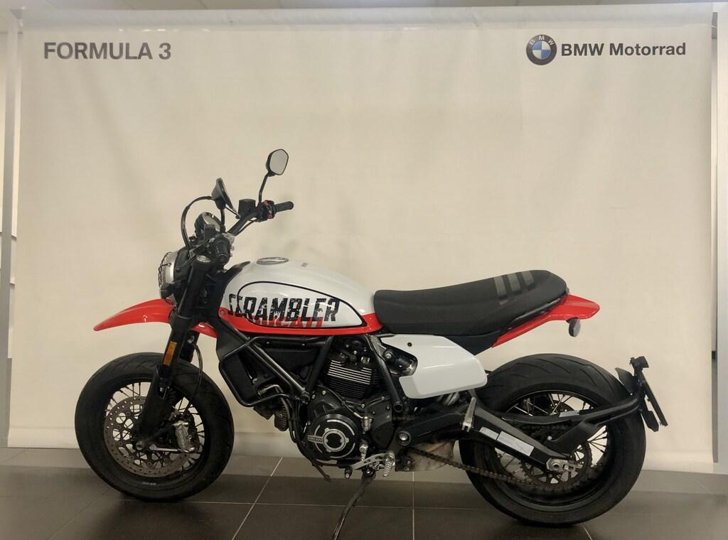 SCRAMBLER 800