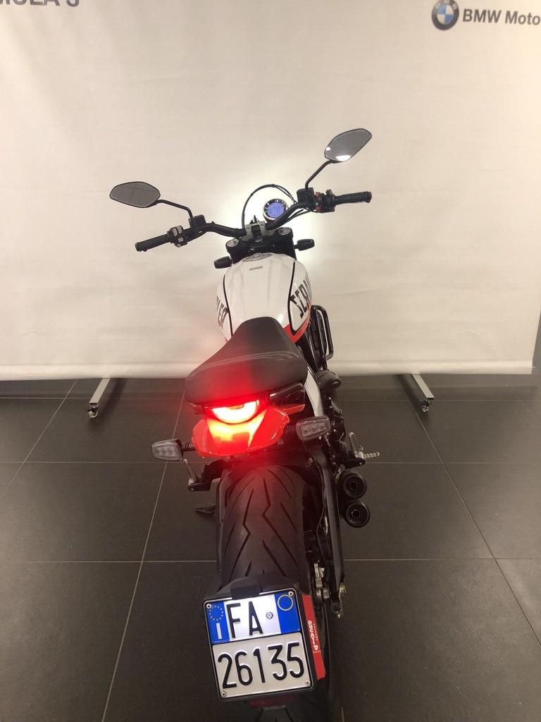 SCRAMBLER 800