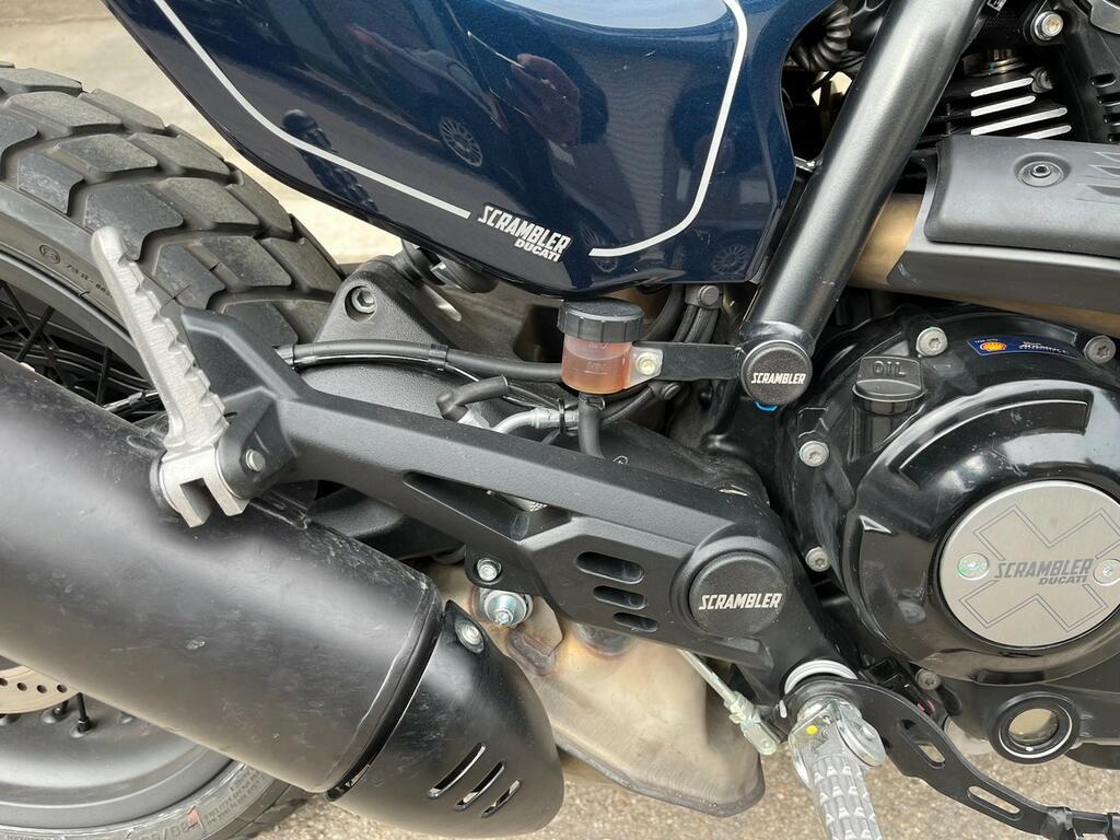 SCRAMBLER 800
