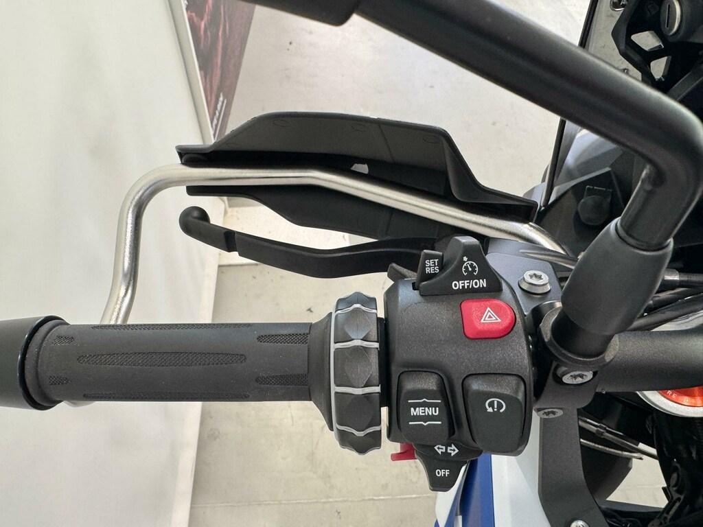 F 900 GS