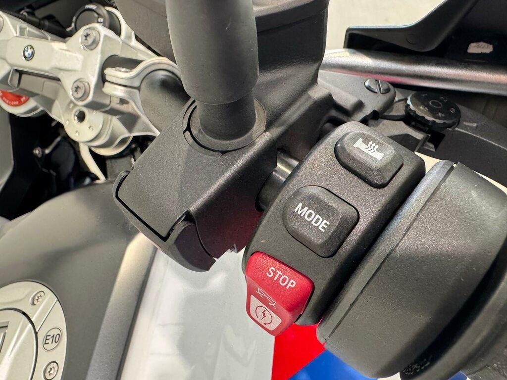 F 900 GS