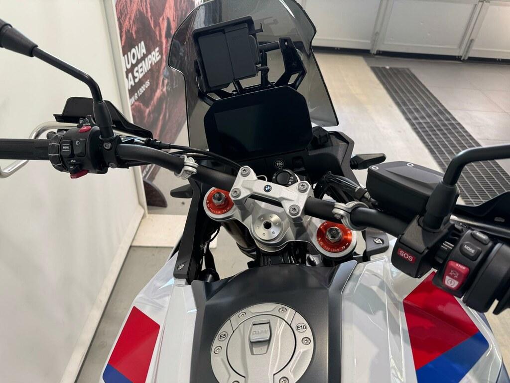 F 900 GS