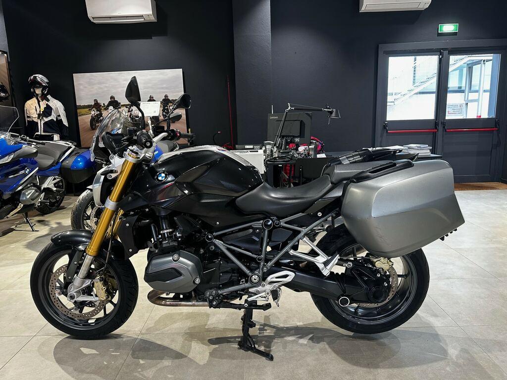 R 1200 R