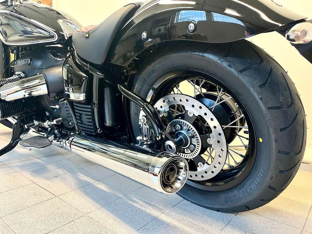 R 18