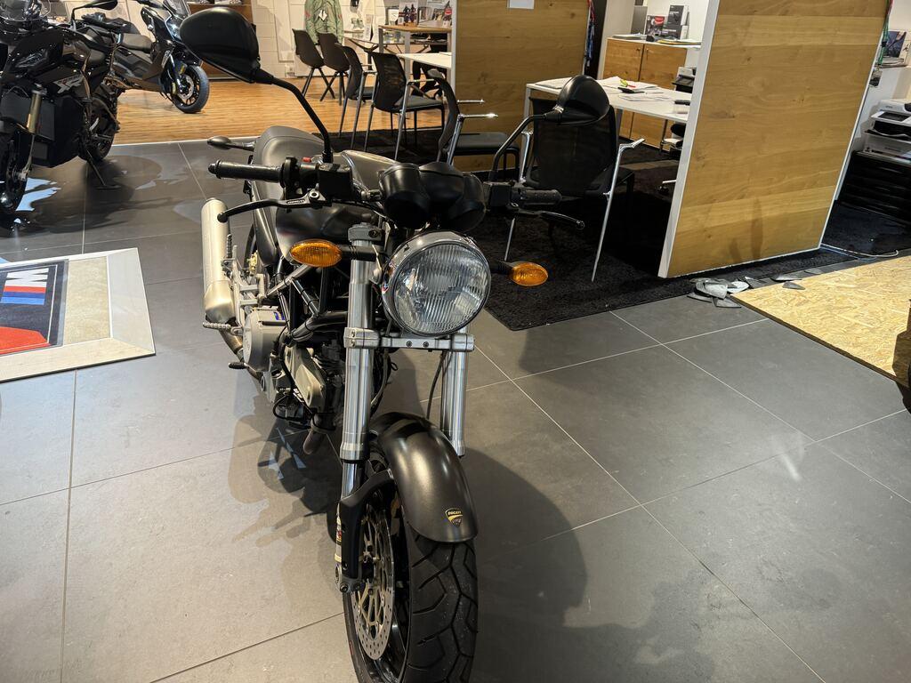 MONSTER 620