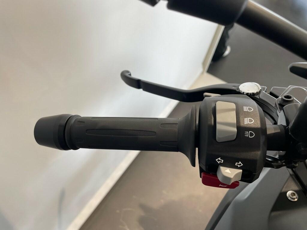 G 310 GS