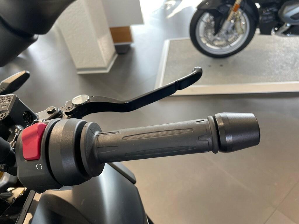 G 310 GS