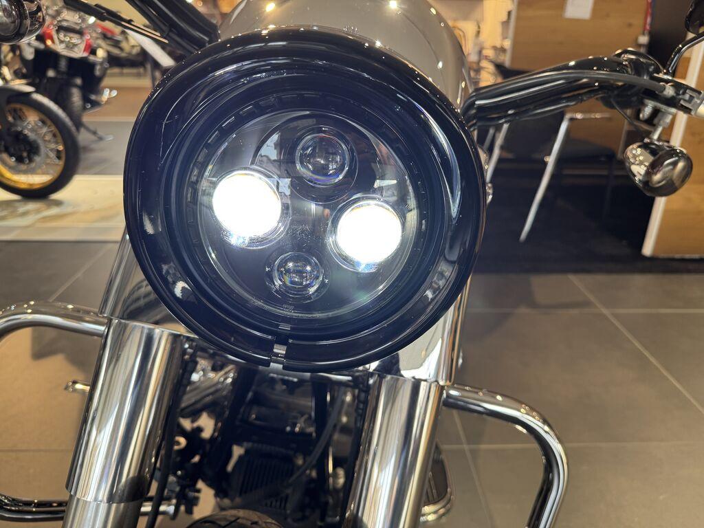 ROAD KING 1449
