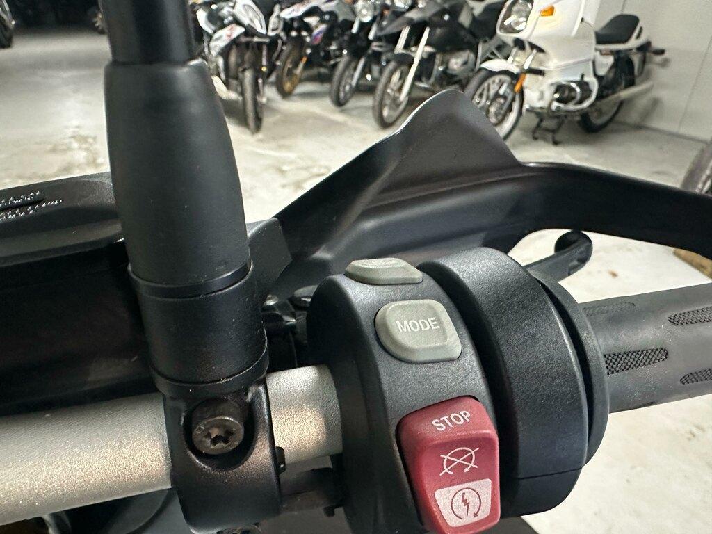 S 1000 XR