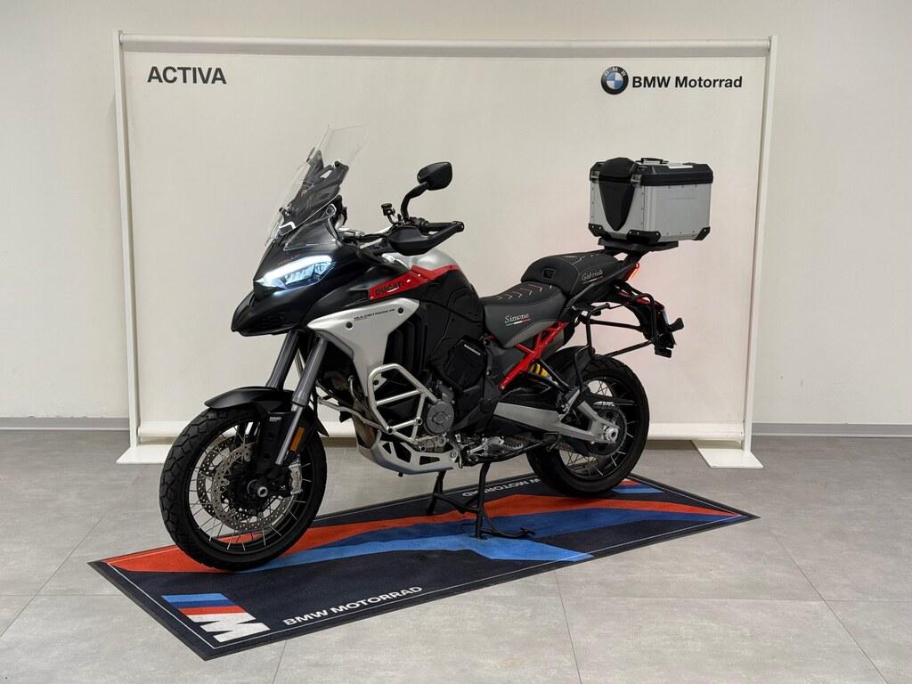 MULTISTRADA V4