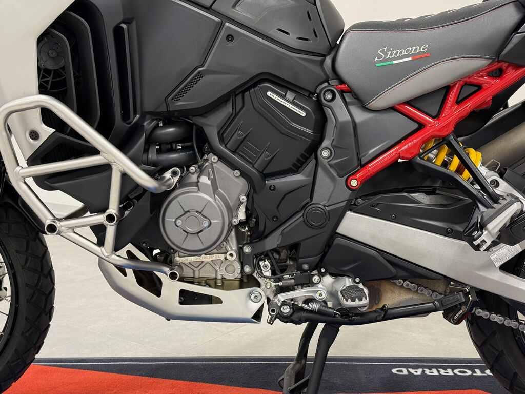 MULTISTRADA V4
