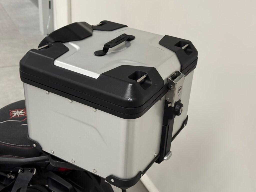 MULTISTRADA V4