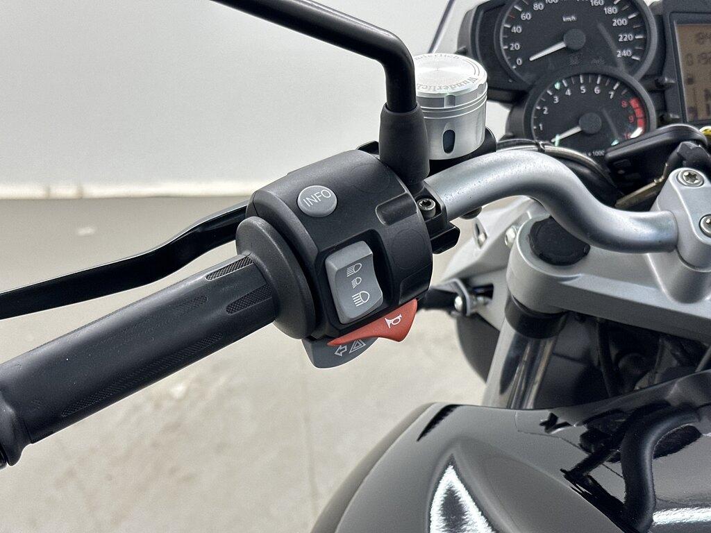 R 1200 R