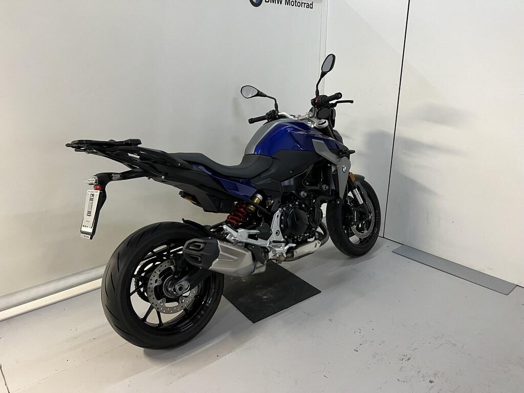 F 900 R