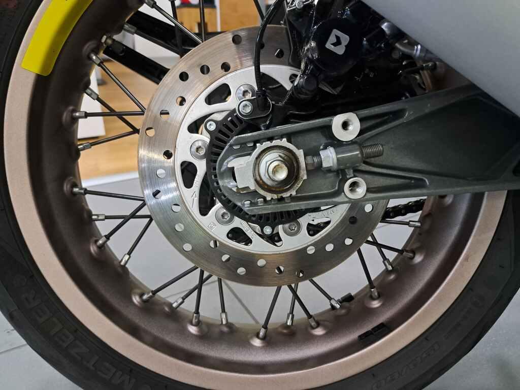 VITPILEN 401