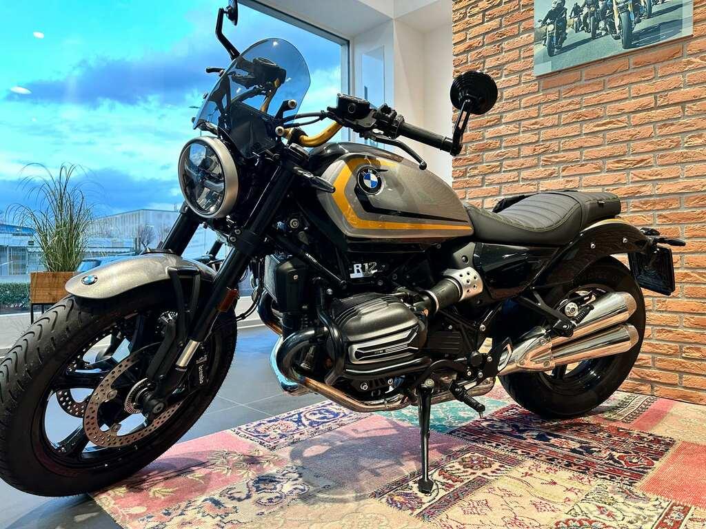 R 12