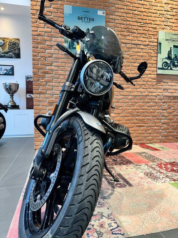 R 12