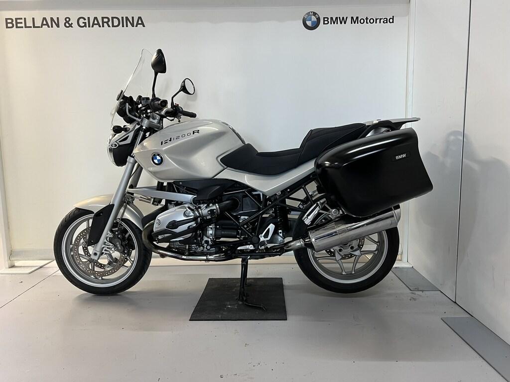 R 1200 R