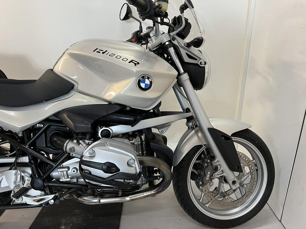 R 1200 R