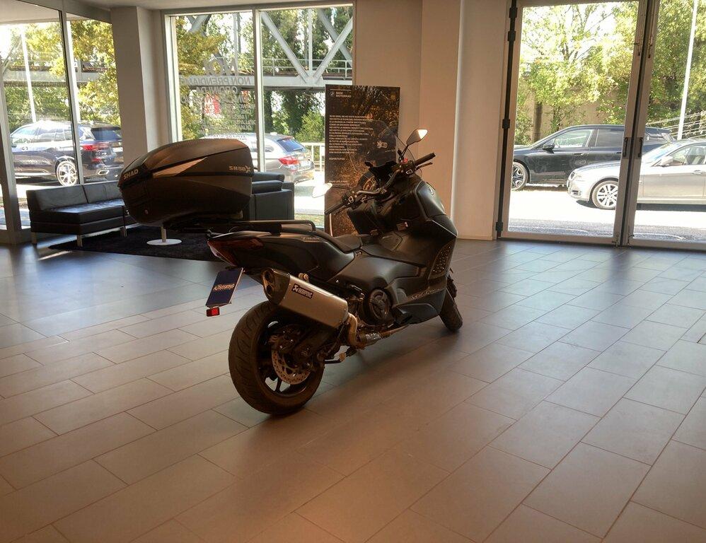 T-MAX 560