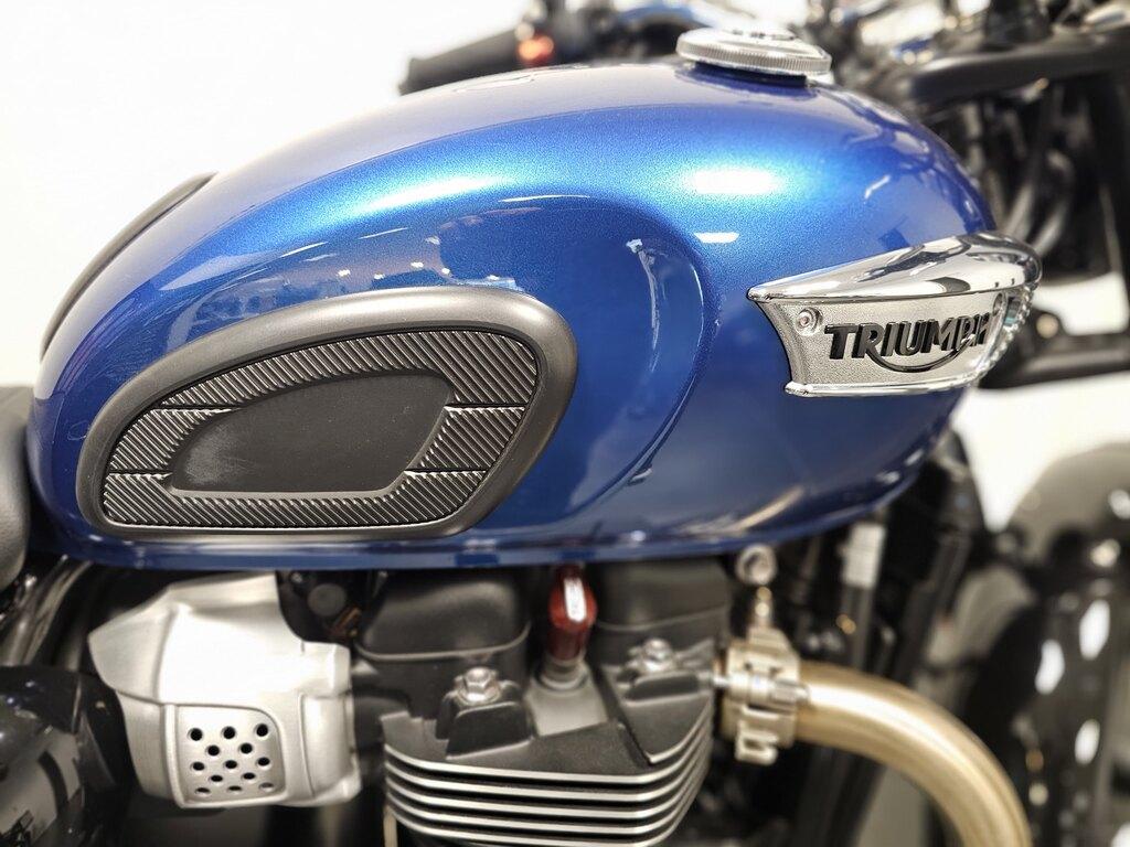 BONNEVILLE 900 T100