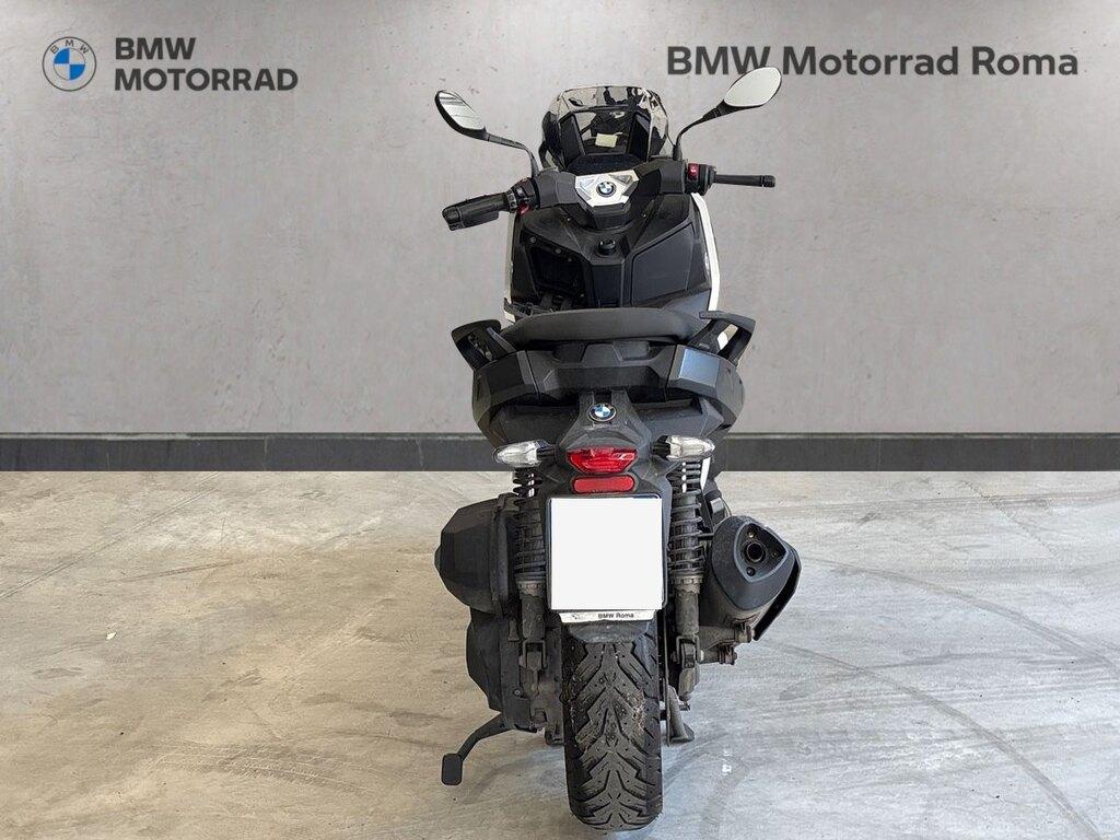C 400 X