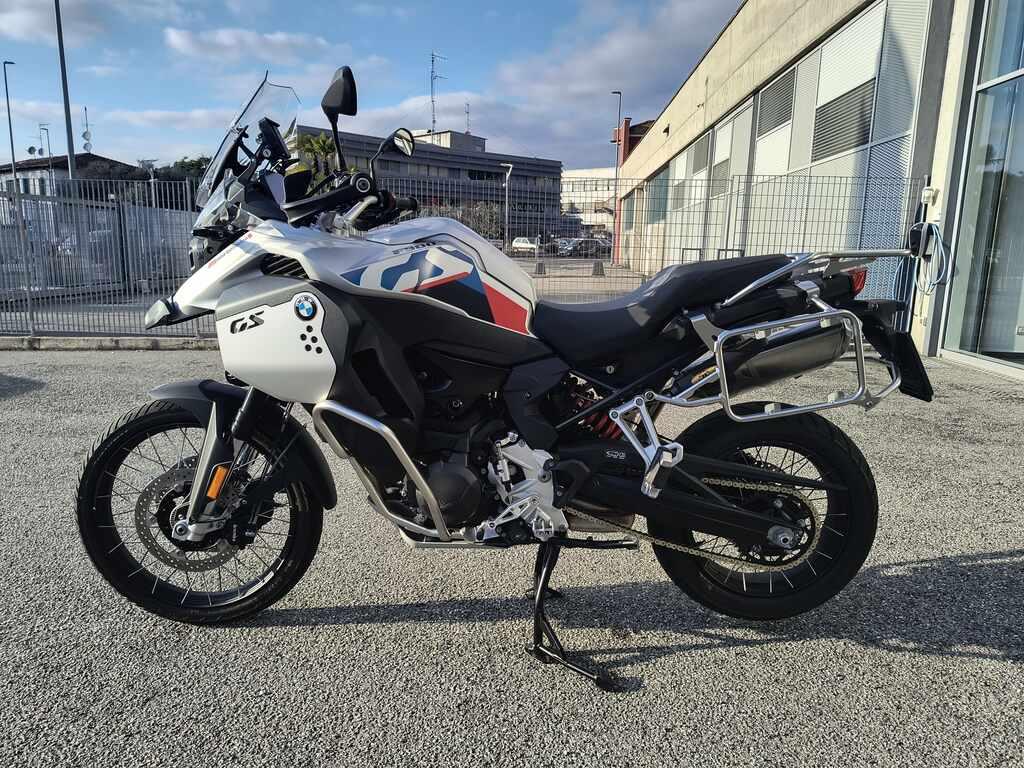 F 900 GS