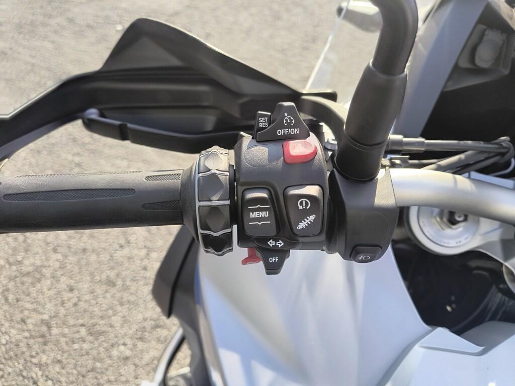 F 900 GS