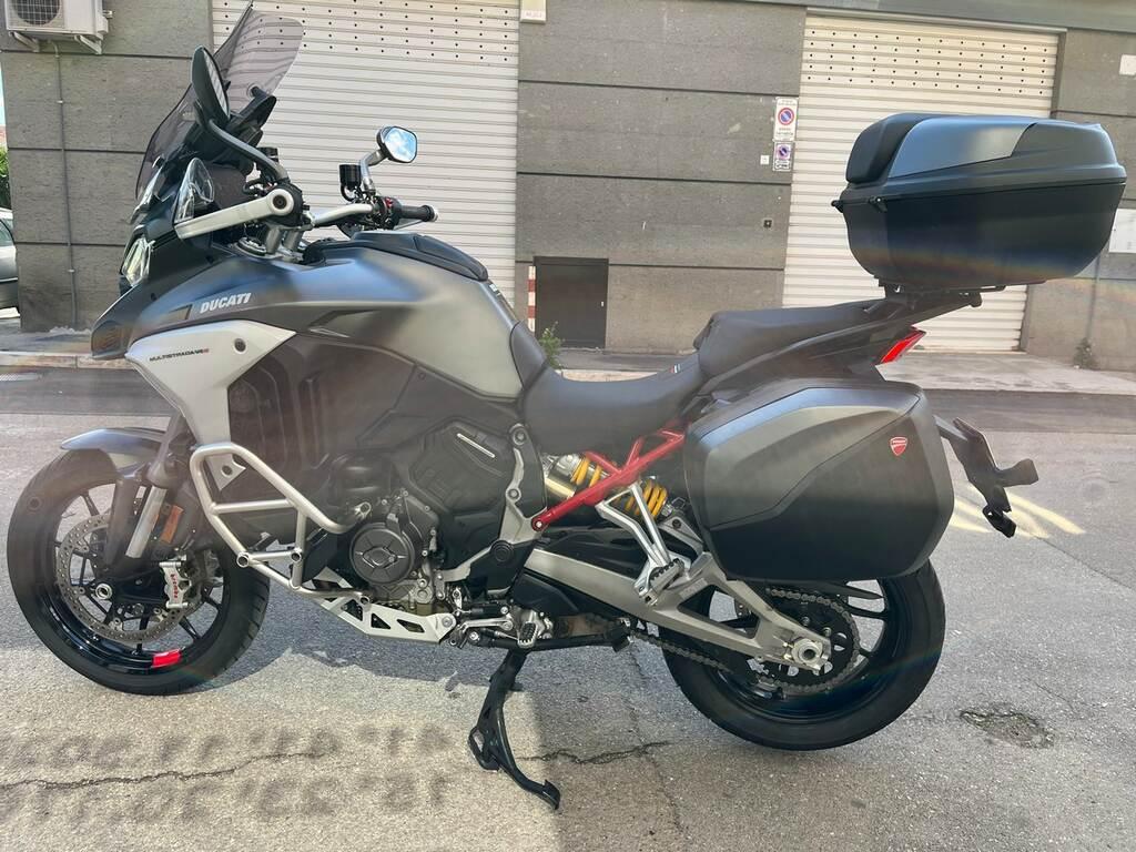 MULTISTRADA V4
