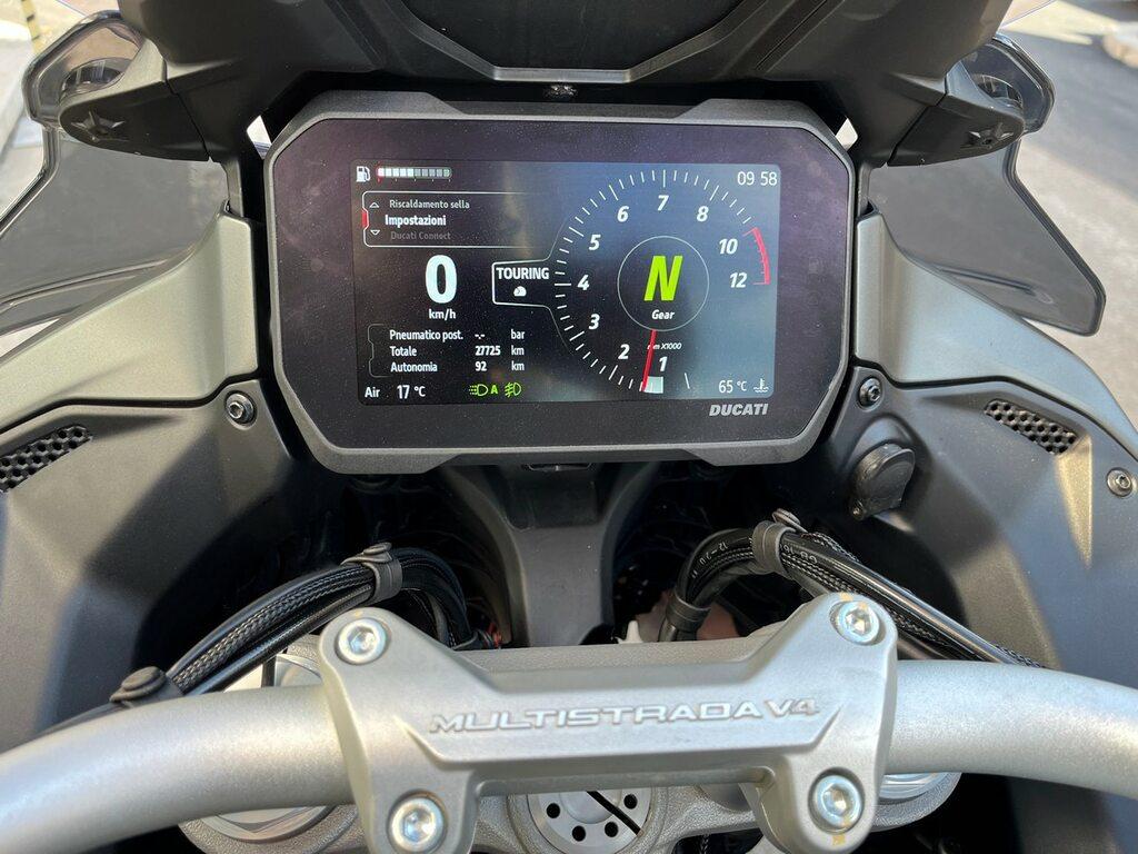 MULTISTRADA V4