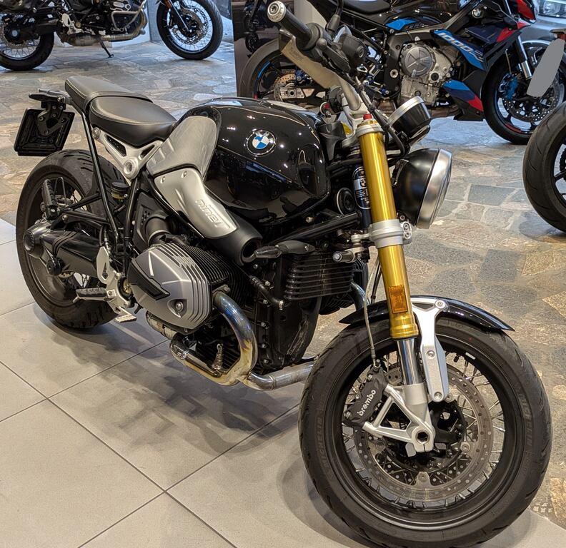 R 1200
