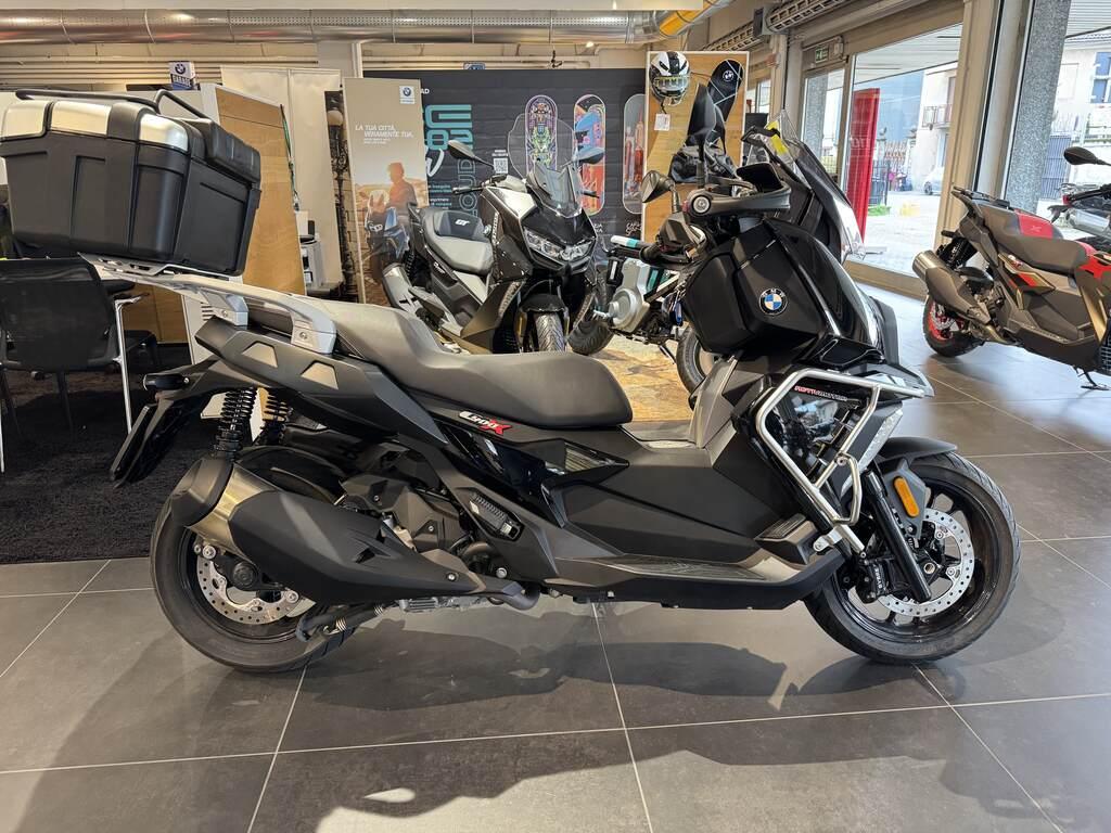 C 400 X