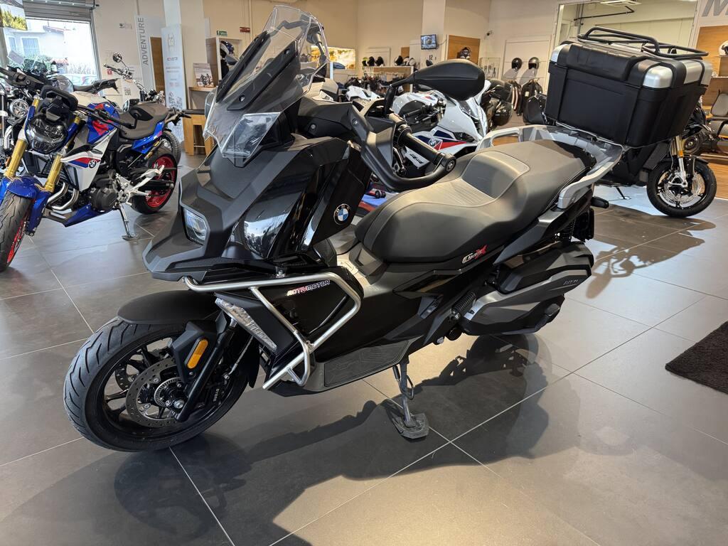 C 400 X