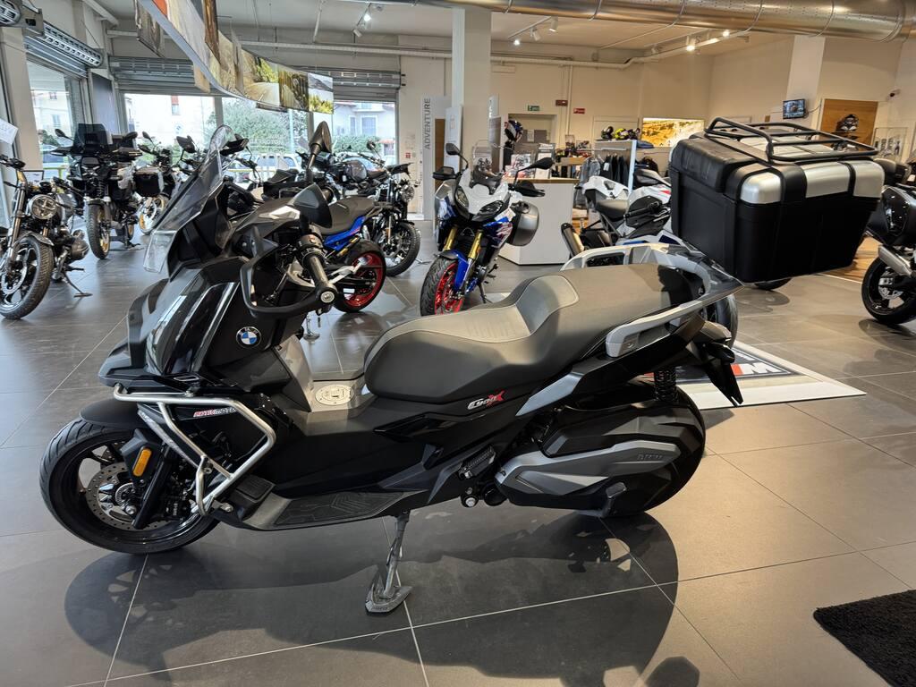 C 400 X