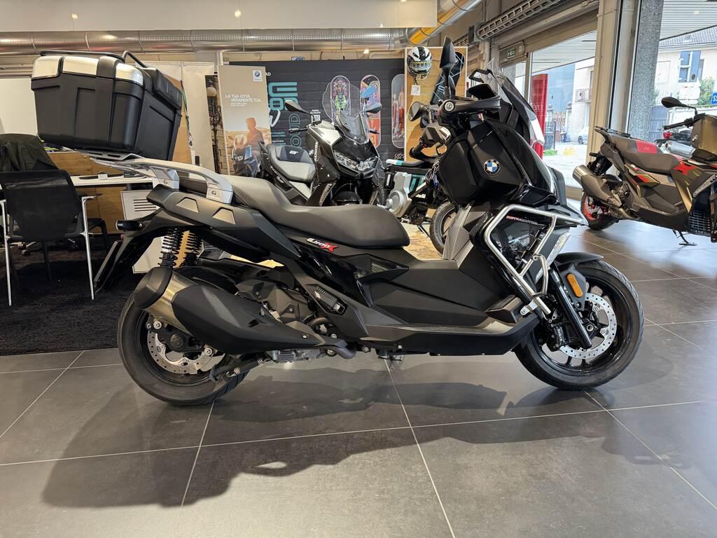 C 400 X