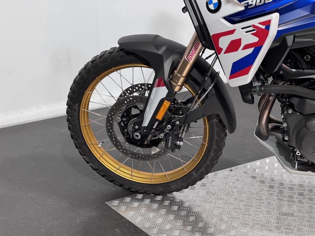 F 900 GS