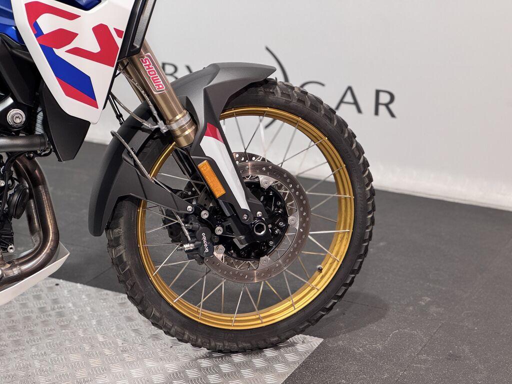 F 900 GS