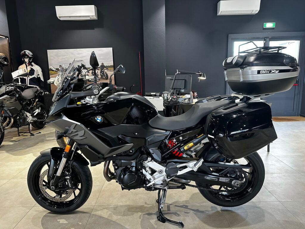 F 900 XR