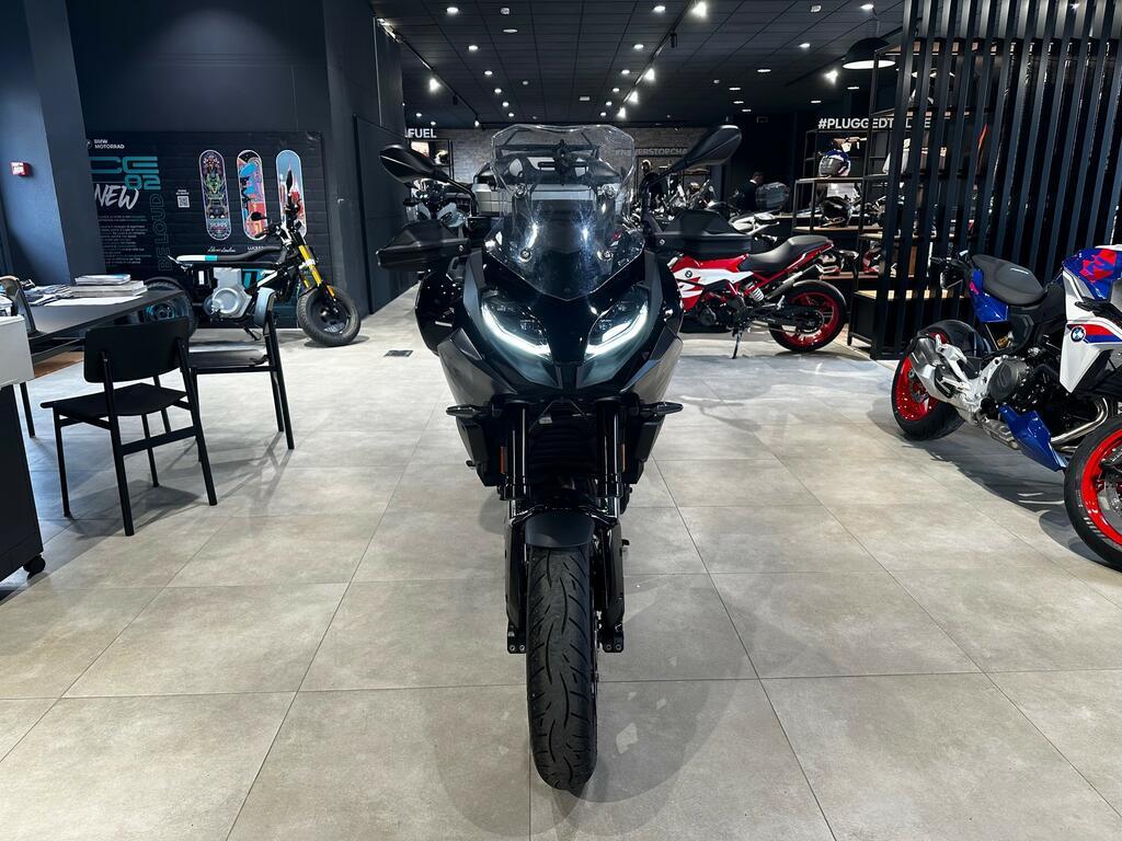 F 900 XR