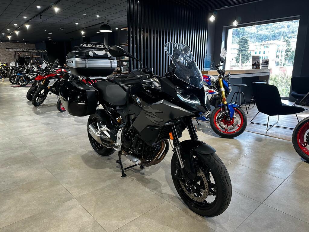 F 900 XR