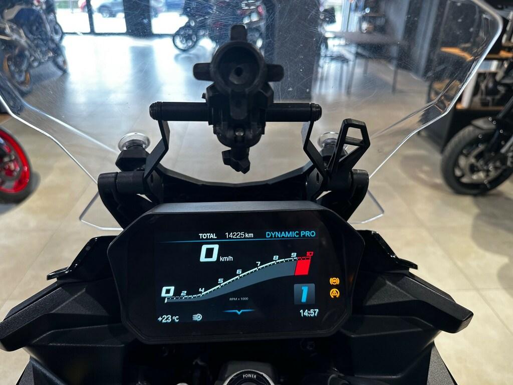F 900 XR