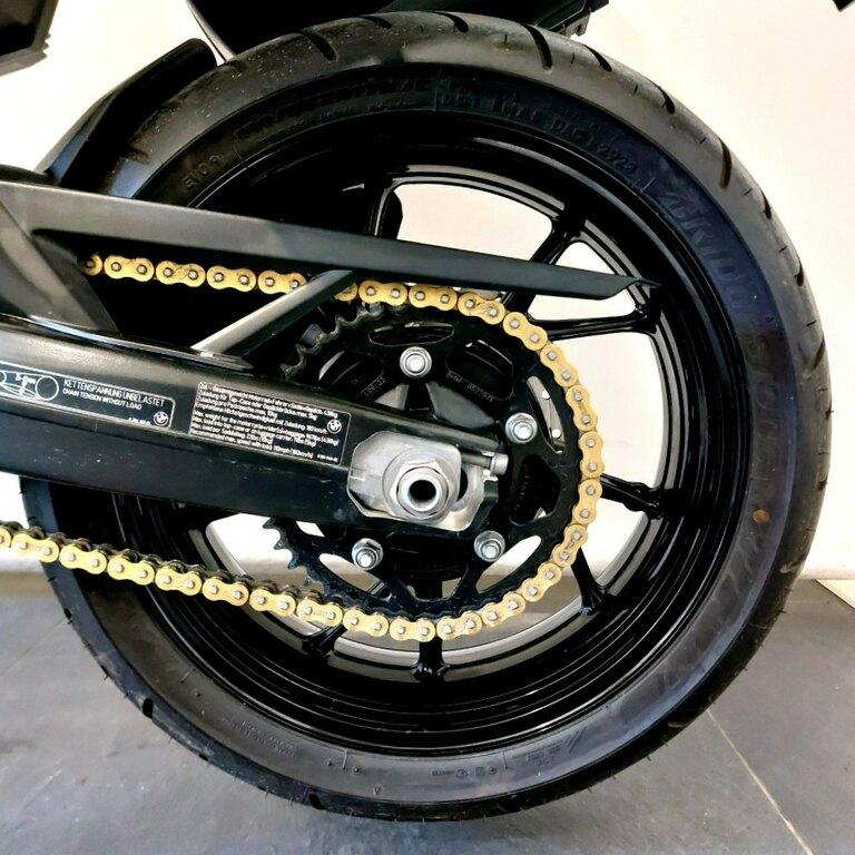 F 900 XR