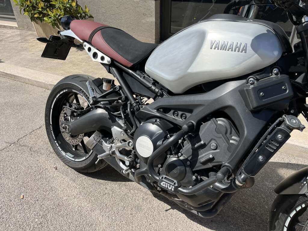 XSR 900