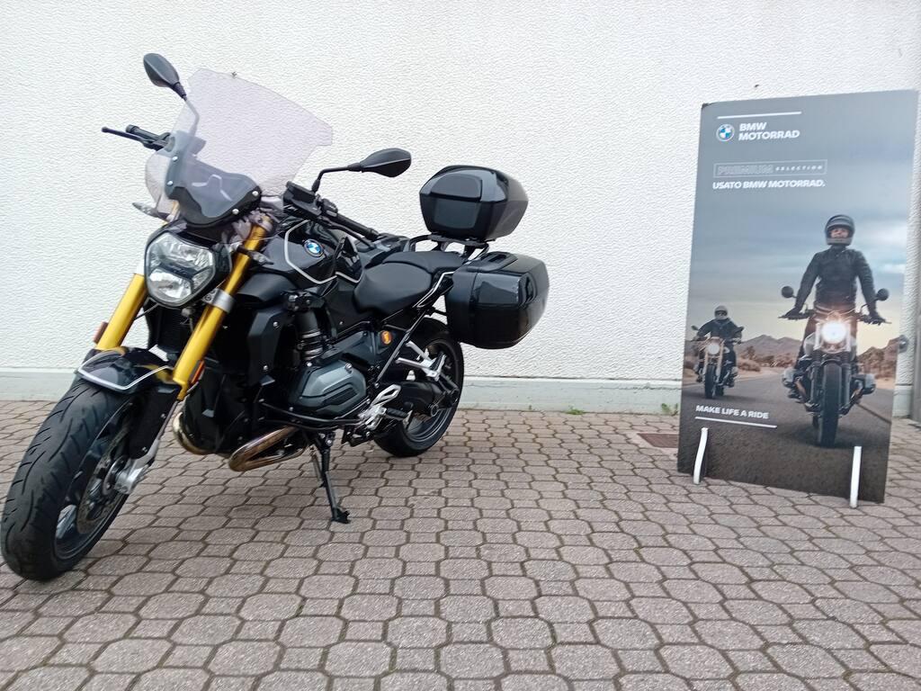R 1200 R