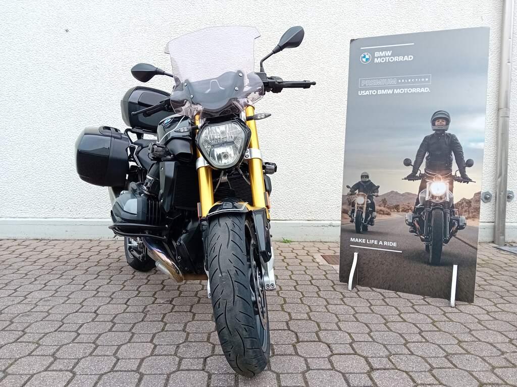 R 1200 R