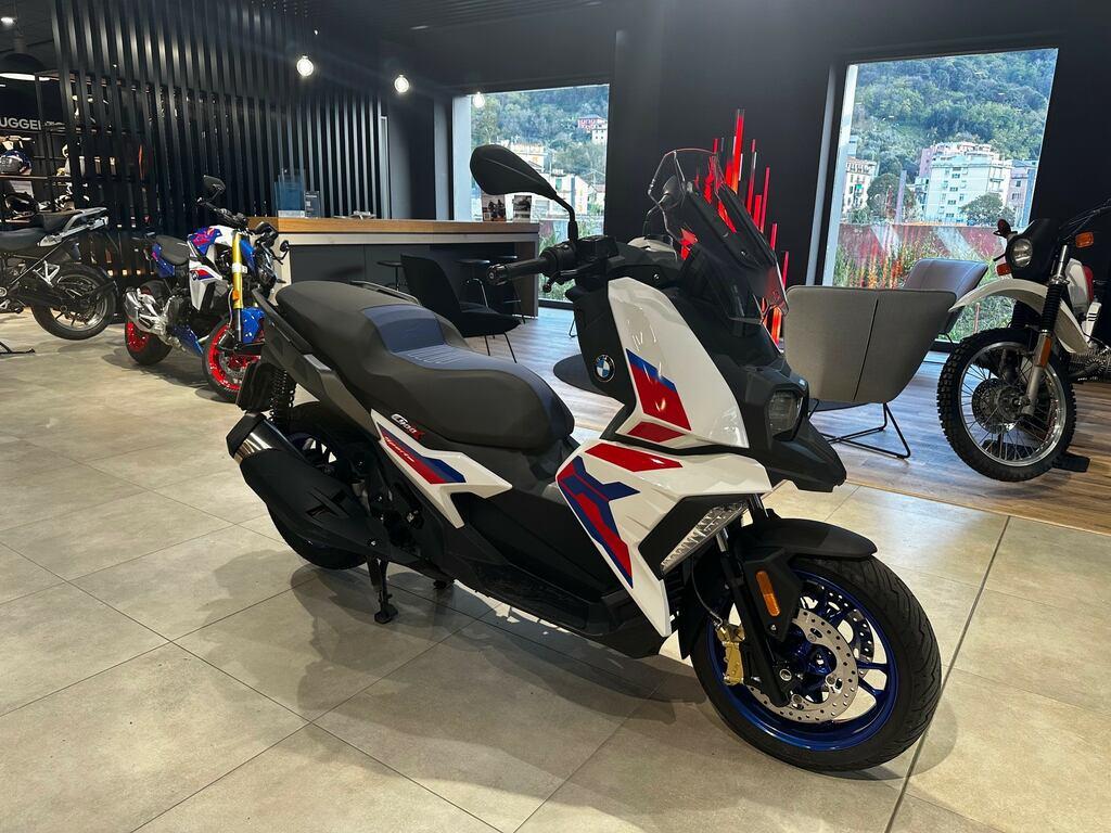 C 400 X