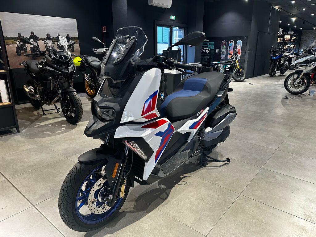 C 400 X