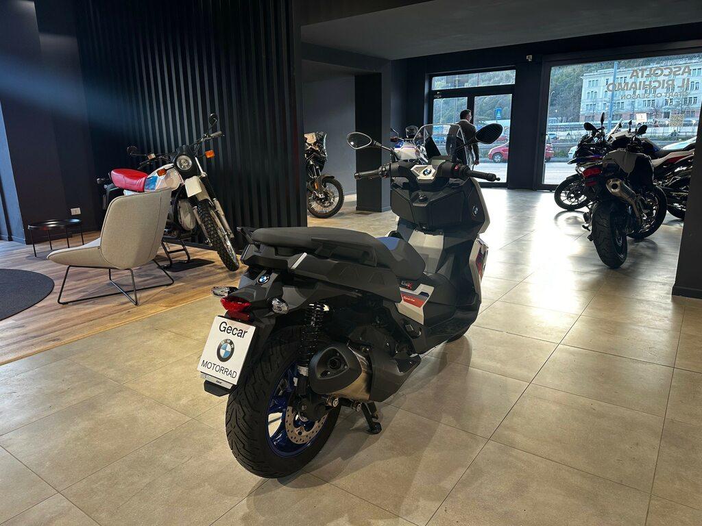 C 400 X