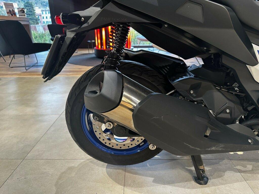 C 400 X