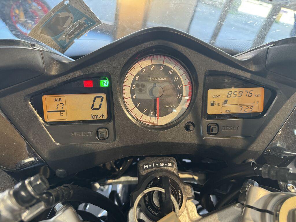 VFR 800 F